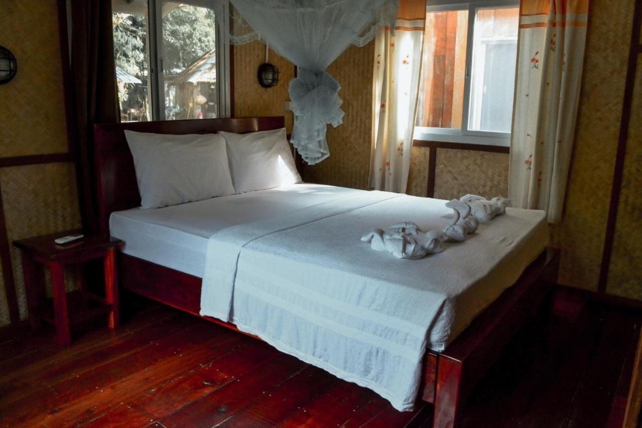 Hotel Sea Paradise Ban Khlong Kloi Exterior foto